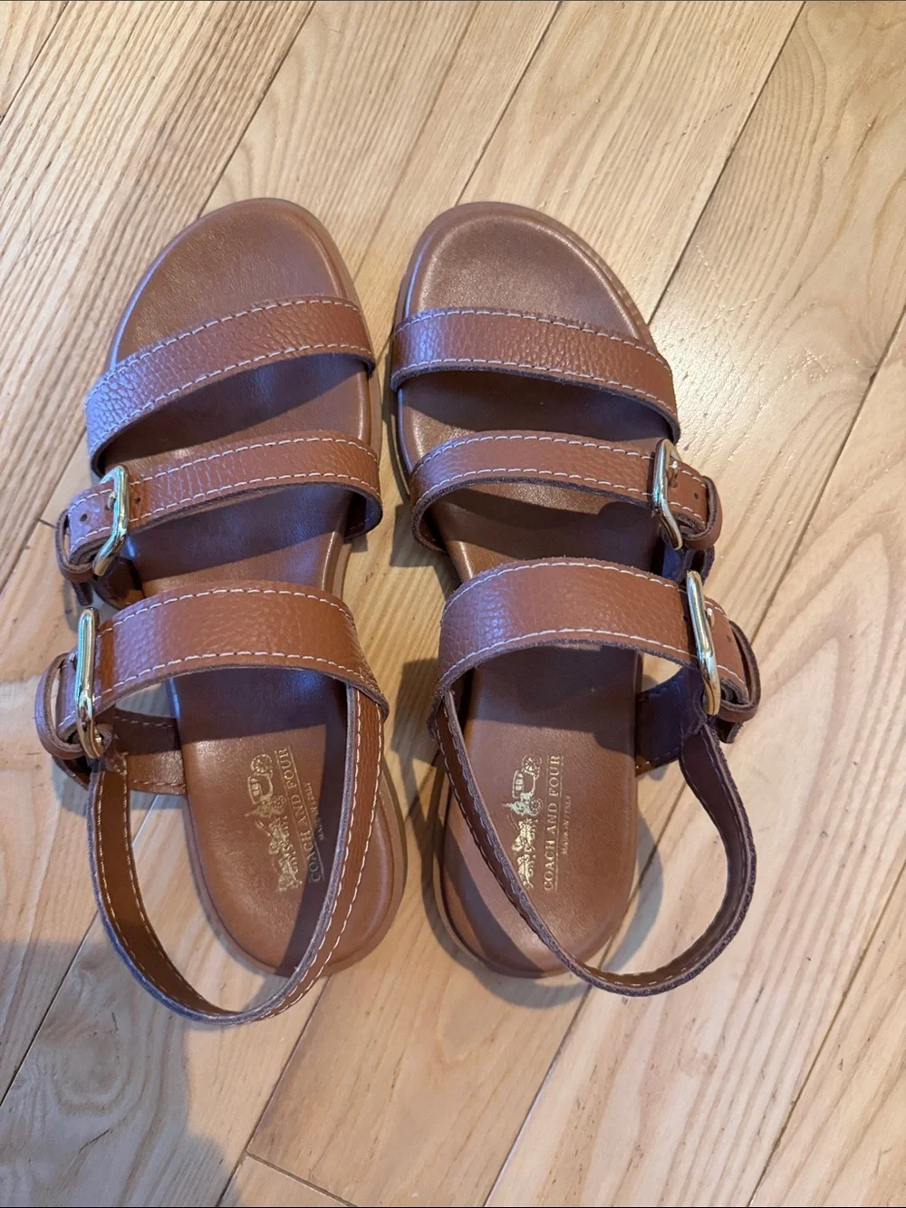 Couch and Four brown sandals